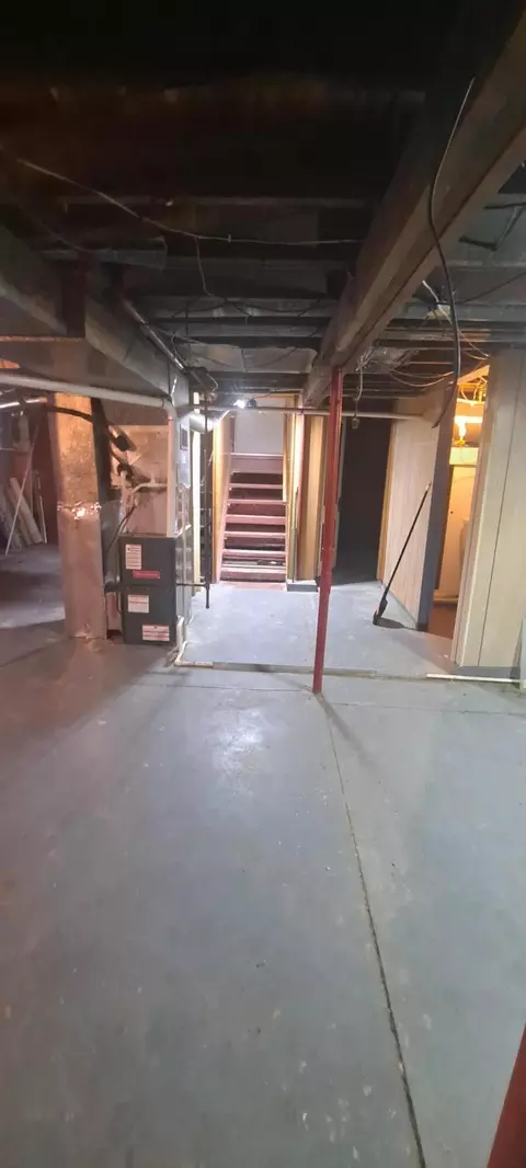 Entry Way - 1009 Elm St, Springfield, OH 45503 photo 1 of 1