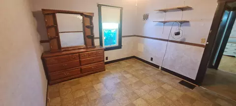 Bedroom - 1009 Elm St, Springfield, OH 45503 photo 1 of 2