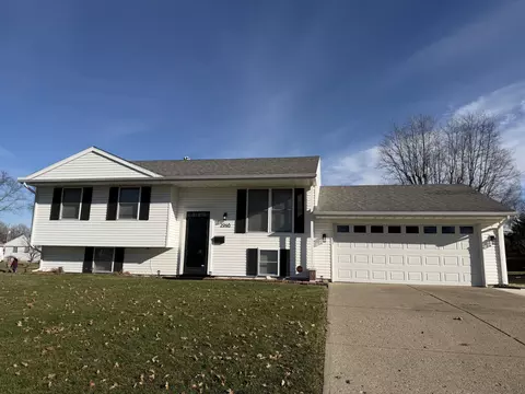 2948 Hyannis Dr, Springfield, OH 45503