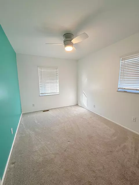 Bedroom - 2948 Hyannis Dr, Springfield, OH 45503 photo 3 of 5