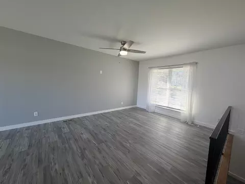 Living - 2948 Hyannis Dr, Springfield, OH 45503 photo 4 of 4