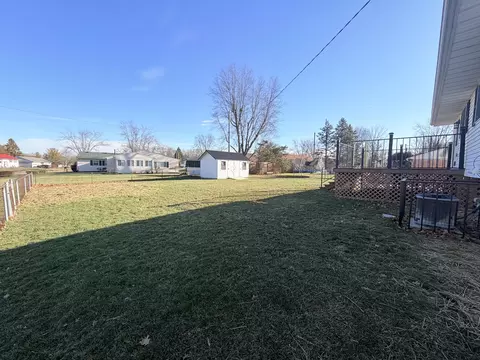 Exterior - 2948 Hyannis Dr, Springfield, OH 45503 photo 7 of 7