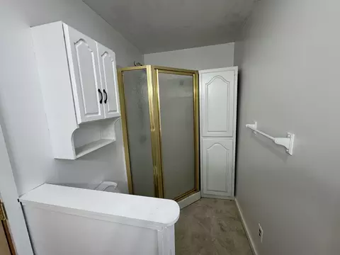 Bath - 545 W Wayne St, Celina, OH 45822 photo 2 of 2