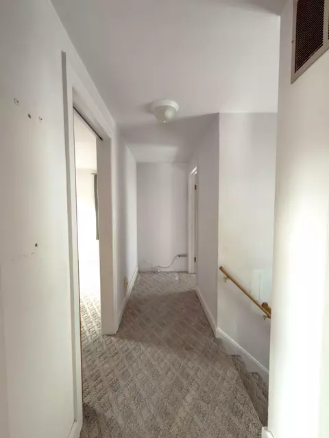 Entry Way - 820 W 1st St, Springfield, OH 45504 photo 2 of 2