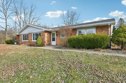 2076-2078 Stowe Dr, Springfield, OH 45505 photo 3