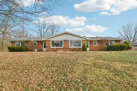 2076-2078 Stowe Dr, Springfield, OH 45505