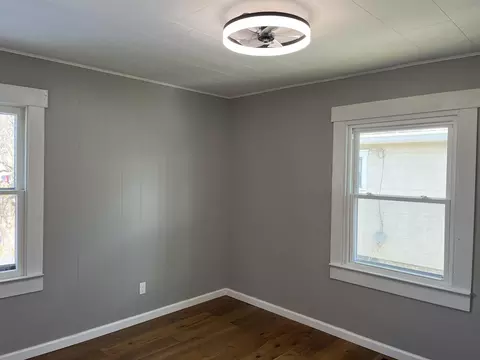 Bedroom - 2124 Woodside Ave, Springfield, OH 45503 photo 2 of 3