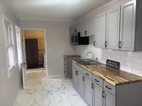 Kitchen - 2124 Woodside Ave, Springfield, OH 45503 photo 1 of 3