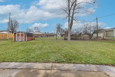958 Torrence Dr, Springfield, OH 45503 photo 28
