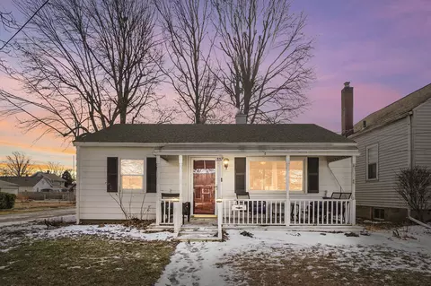557 W Ashton Ave, Lima, OH 45801