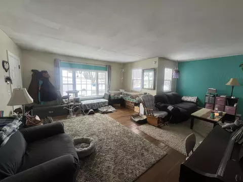 Living - 800 Dingman St, Sidney, OH 45365 photo 5 of 6