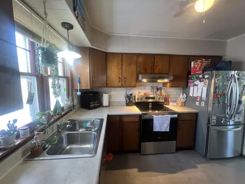 Kitchen - 800 Dingman St, Sidney, OH 45365 photo 3 of 5