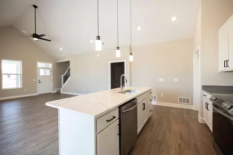1505 Kingsgate Rd, Springfield, OH 45502 photo 11
