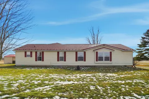 20228 Fairmount Rd, Wapakoneta, OH 45895