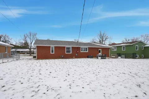 Exterior - 307 E Ruth St, Sidney, OH 45365 photo 4 of 8