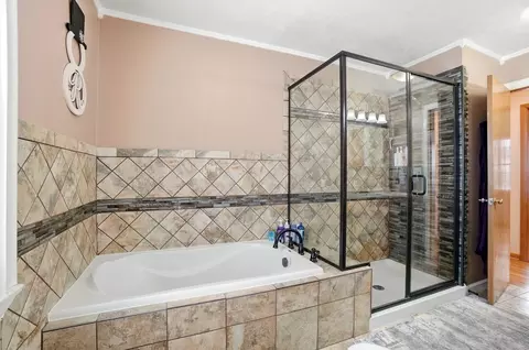 Bath - 307 E Ruth St, Sidney, OH 45365 photo 3 of 4