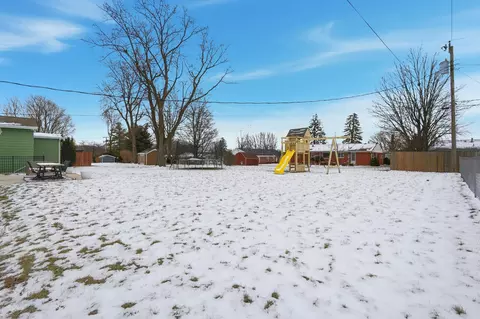 Exterior - 307 E Ruth St, Sidney, OH 45365 photo 6 of 8