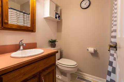 Bath - 1252 Spruce Ave, Sidney, OH 45365 photo 1 of 3