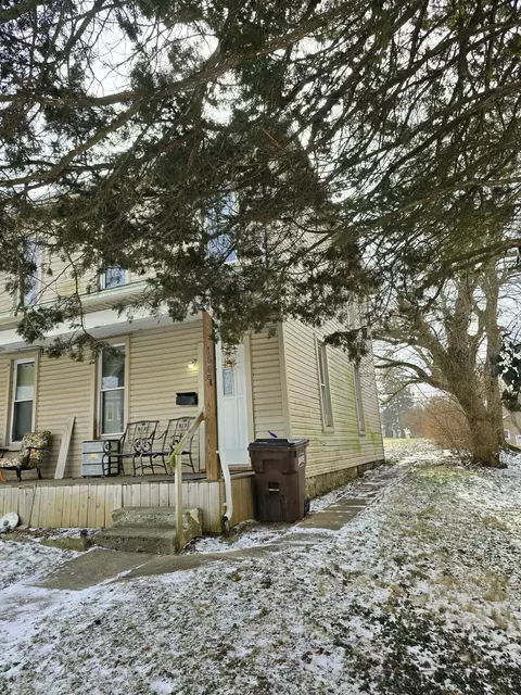 1569-1571 Mound St, Springfield, OH 45505 photo 2