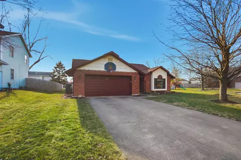 1210 Charleston Ct, Troy, OH 45373