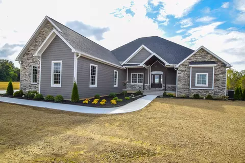 10807 Lock Ln, Piqua, OH 45356