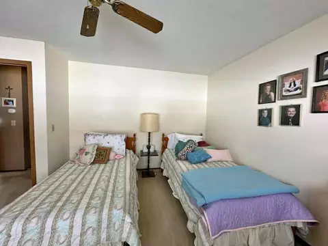 Bedroom - 1136 Foxboro Rd, Springfield, OH 45503 photo 5 of 10