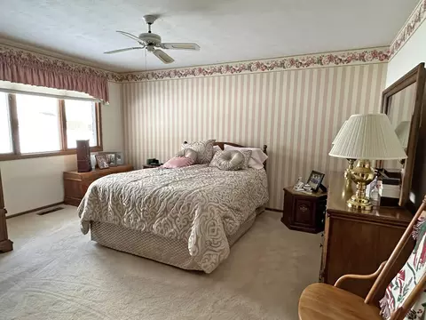 Bedroom - 1136 Foxboro Rd, Springfield, OH 45503 photo 1 of 10