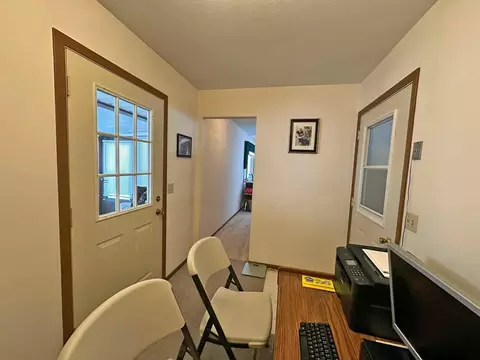 Entry Way - 1136 Foxboro Rd, Springfield, OH 45503 photo 4 of 4