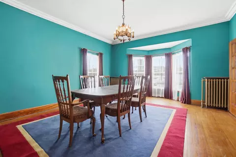 Dining - 825 E Mccreight Ave, Springfield, OH 45503 photo 2 of 4