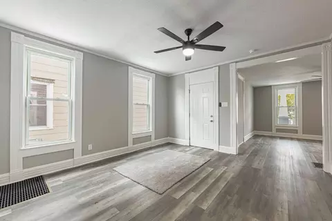 Living - 306 N Western Ave, Springfield, OH 45504 photo 2 of 2