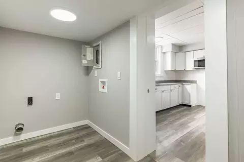 Entry Way - 306 N Western Ave, Springfield, OH 45504 photo 3 of 3