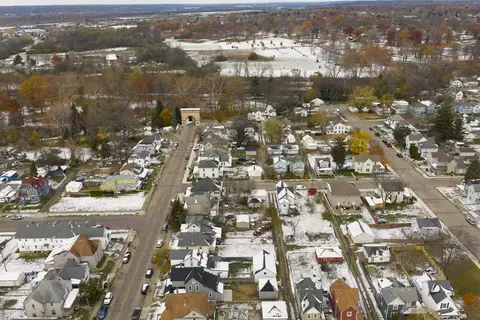 View/Area - 306 N Western Ave, Springfield, OH 45504 photo 3 of 6