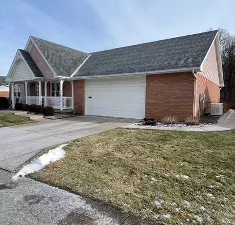 5722 Victorian Way, Springfield, OH 45503 photo 2