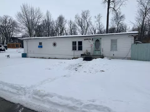 245 Grove Ave, Lakeview, OH 43331