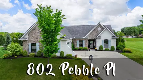 802 Pebble Pl, Tipp City, OH 45371
