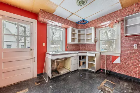 Kitchen - 262 Raffensperger Ave, Springfield, OH 45505 photo 1 of 2