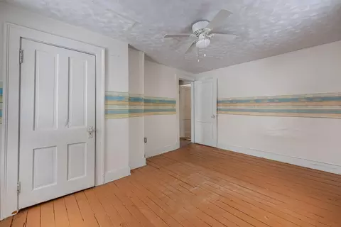 Bedroom - 262 Raffensperger Ave, Springfield, OH 45505 photo 3 of 5