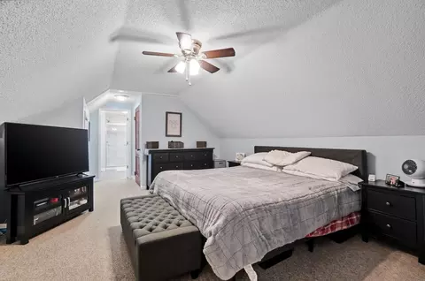 Bedroom - 720 W Harding Rd, Springfield, OH 45504 photo 6 of 10