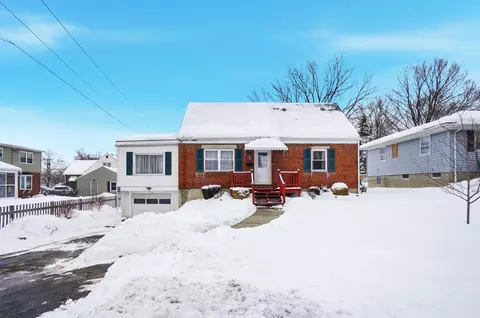 Exterior - 720 W Harding Rd, Springfield, OH 45504 photo 3 of 11