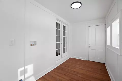 Entry Way - 525 S Light St, Springfield, OH 45506 photo 3 of 5