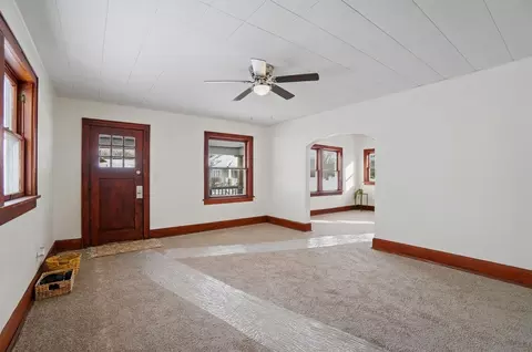 Living - 525 S Light St, Springfield, OH 45506 photo 1 of 8