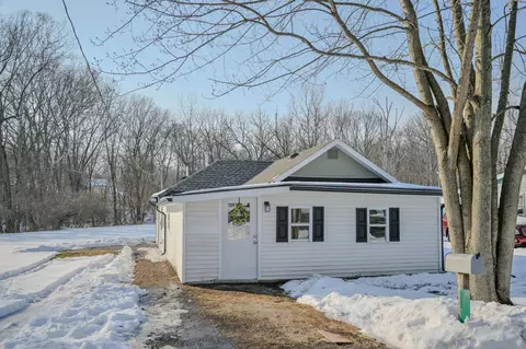 1705 Magnolia Blvd, Springfield, OH 45503