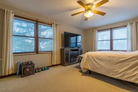 Bedroom - 1330 Maple Leaf Ct, Sidney, OH 45365 photo 4 of 5