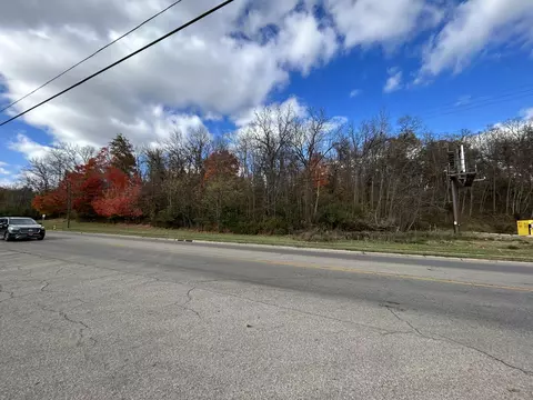 1710 Mitchell Blvd, Springfield, OH 45503 photo 4