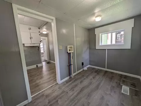 Entry Way - 610 Fair Rd, Sidney, OH 45365 photo 4 of 4