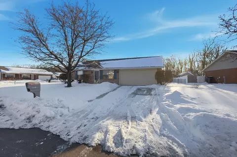 5564 W Ridgewood Rd, Springfield, OH 45503
