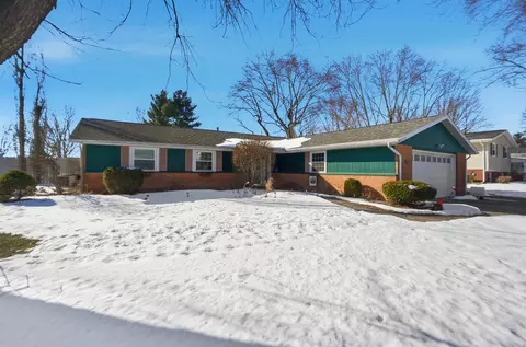3939 Odema Dr, Lima, OH 45806