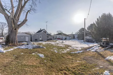 Exterior - 205 N Koke St, De Graff, OH 43318 photo 3 of 5