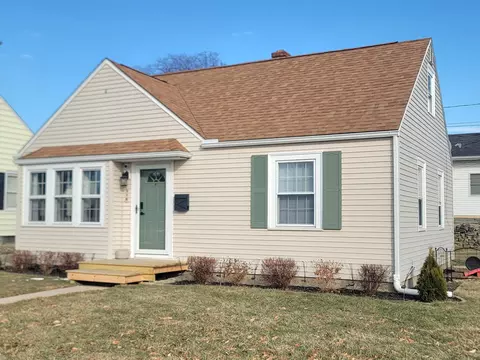 Exterior - 116 S Elm St, Celina, OH 45822 photo 2 of 3