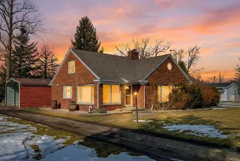 402 S Main St, Mendon, OH 45862